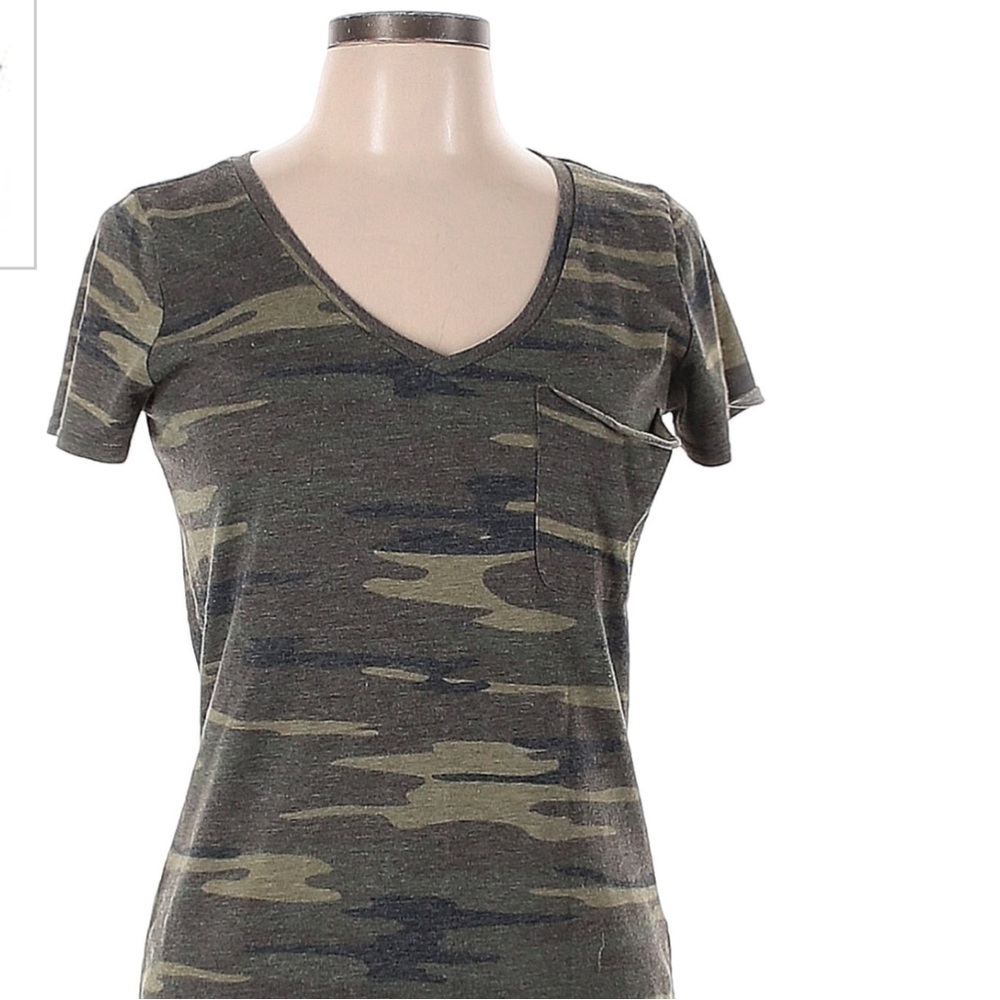 Socialite Green V-neck Camo Top